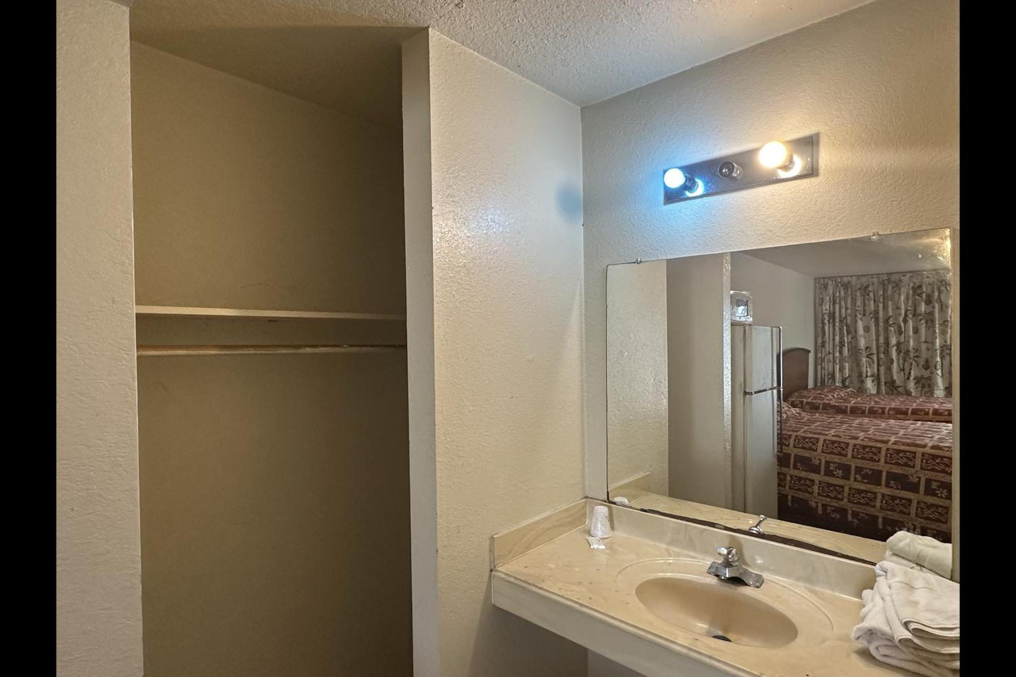 Travel Inn By Oyo La Marque Texas City I-45 المظهر الخارجي الصورة